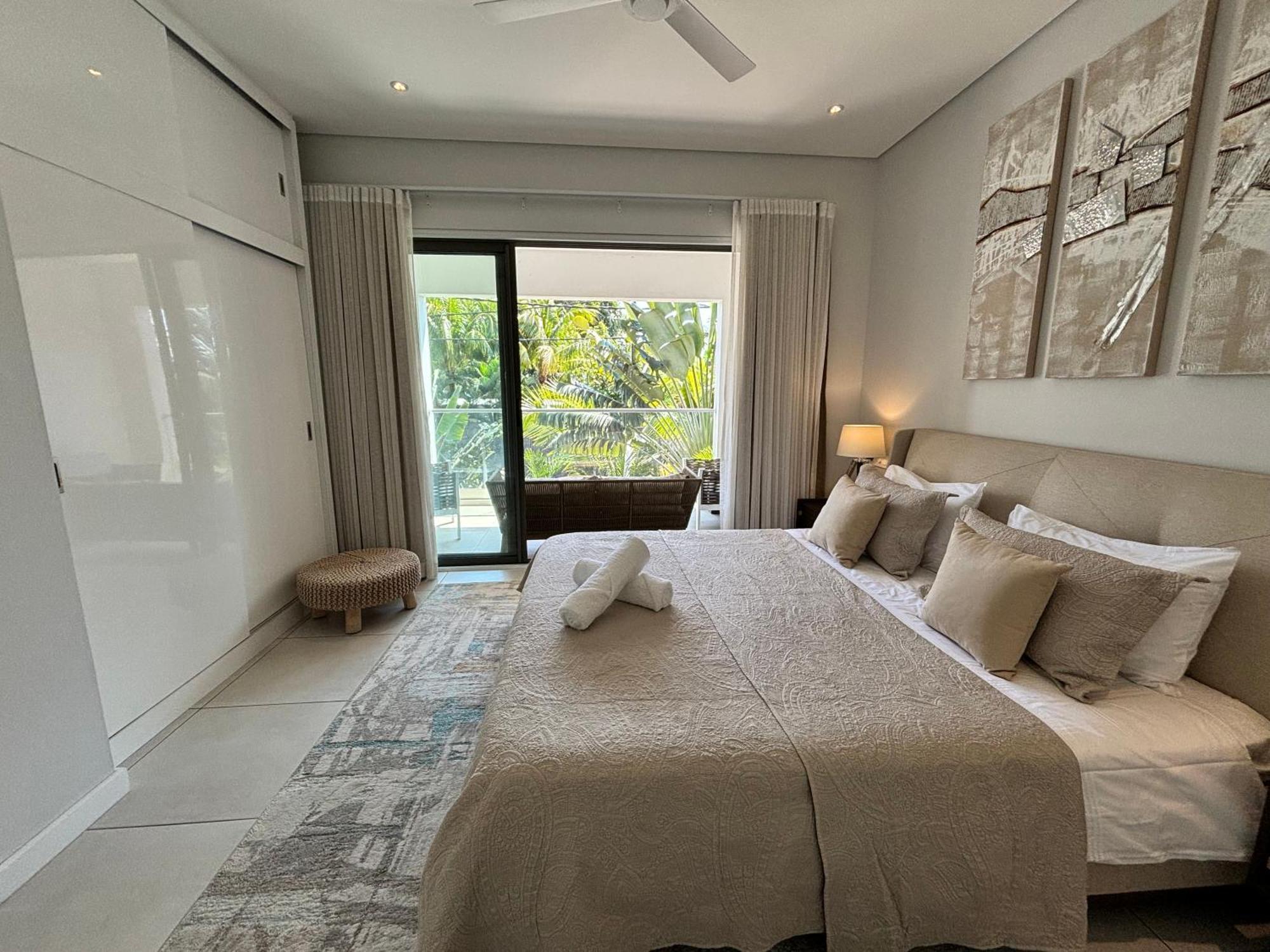 Apartment Stunning Soleia Escape With Pool *