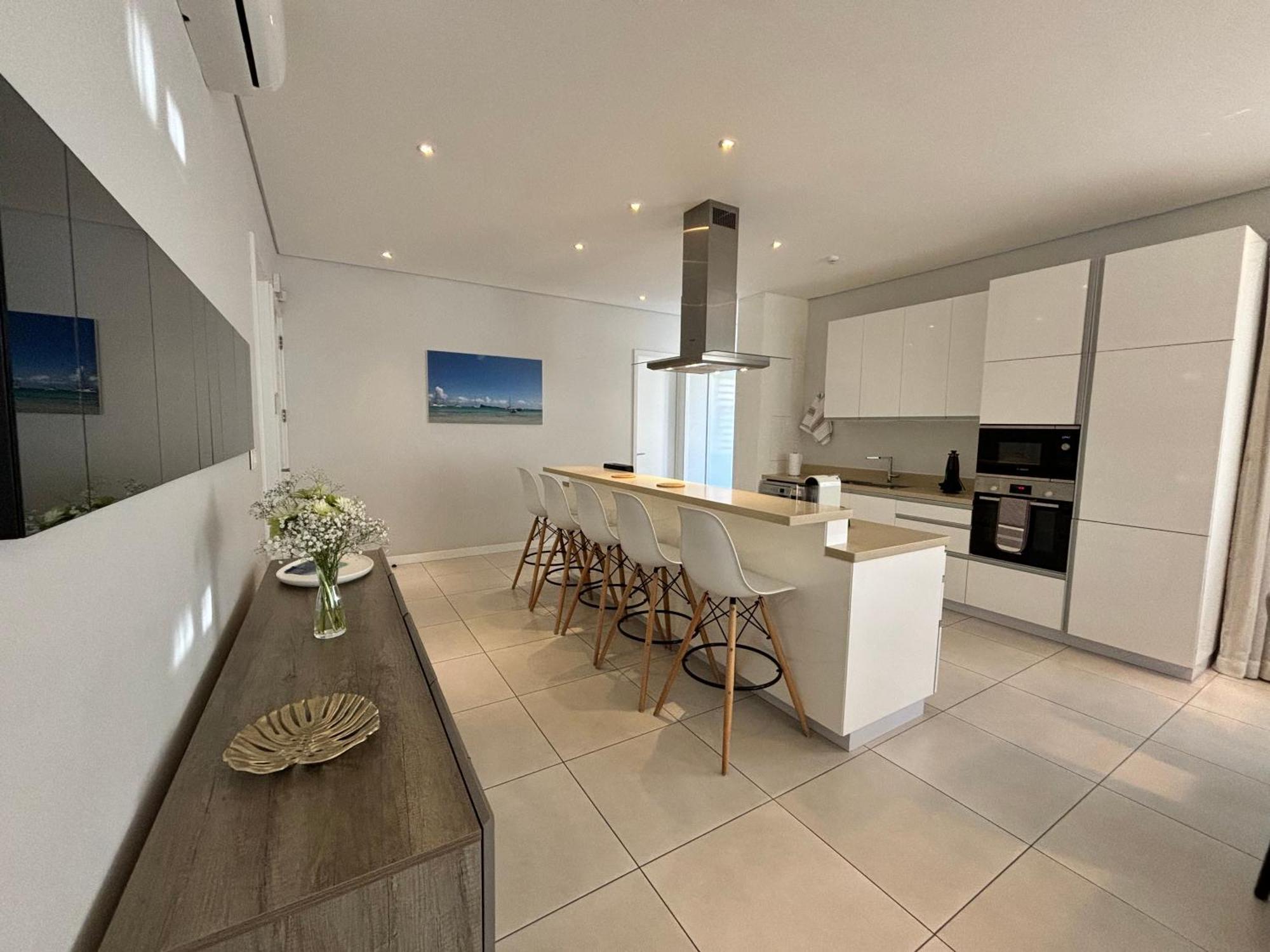 Apartment Stunning Soleia Escape With Pool